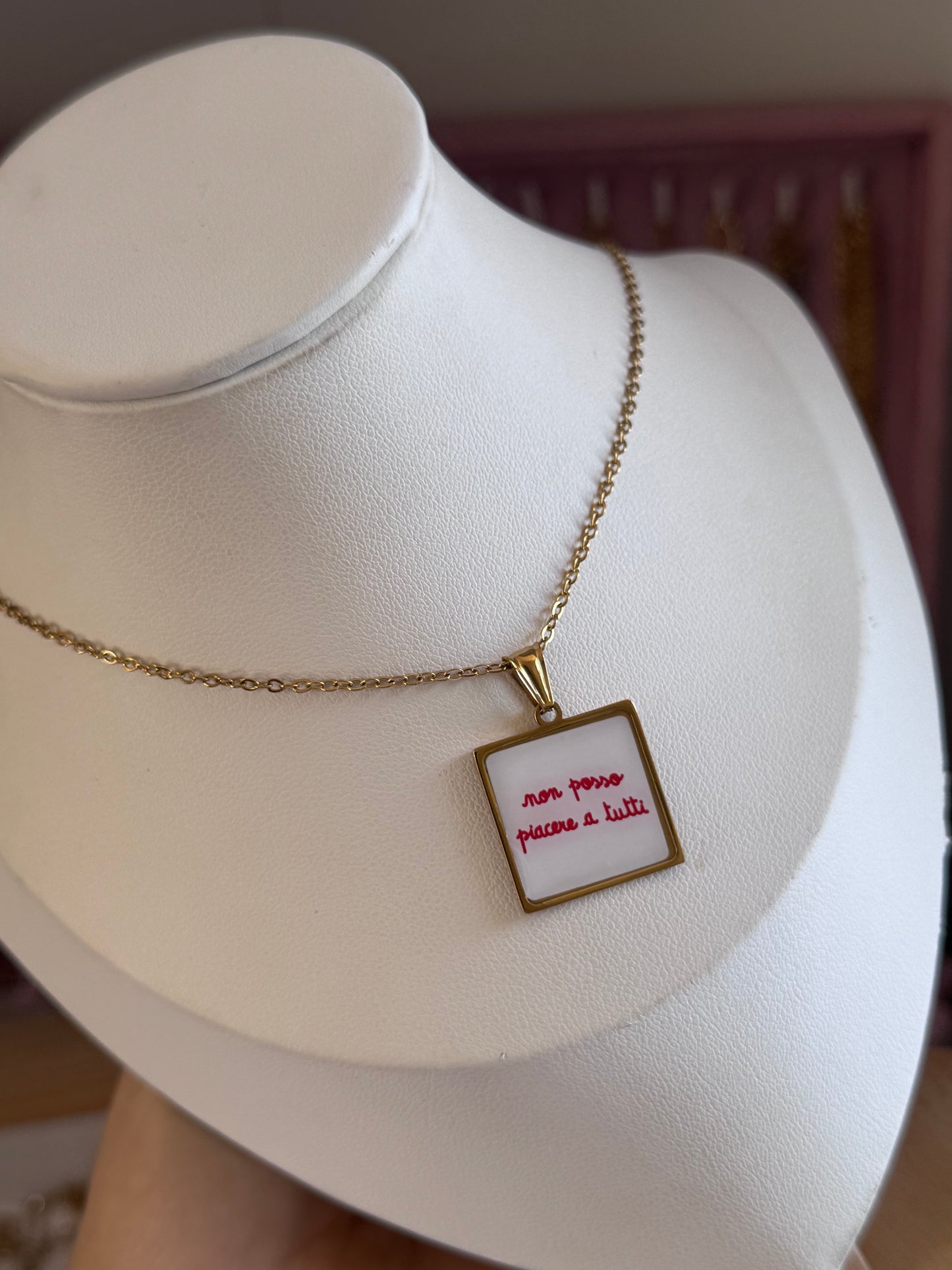 Collana “non posso piacere a tutti”