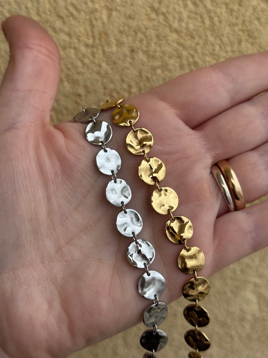 Bracciale dischetti martellati