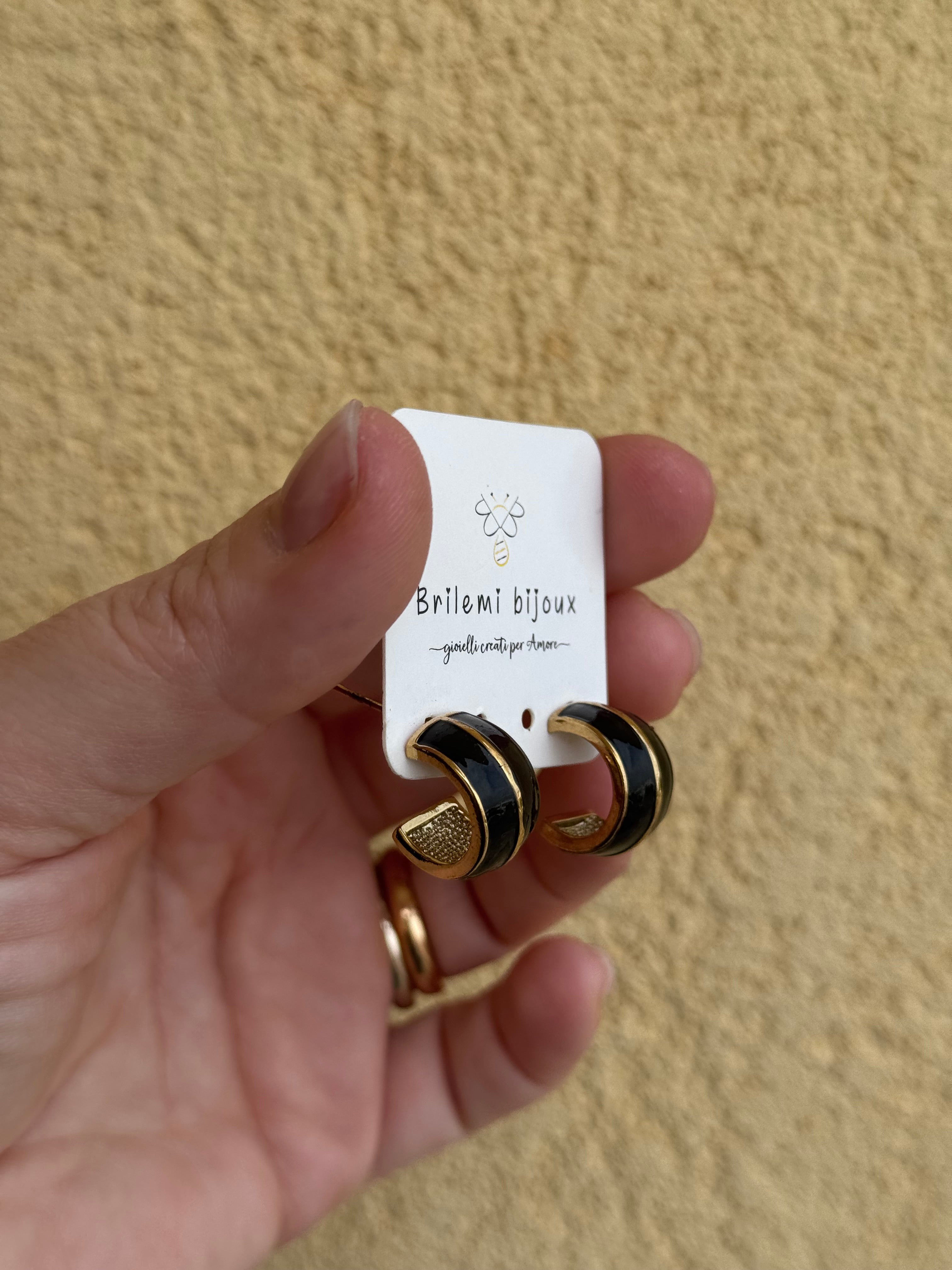 Orecchini cerchietti black & gold