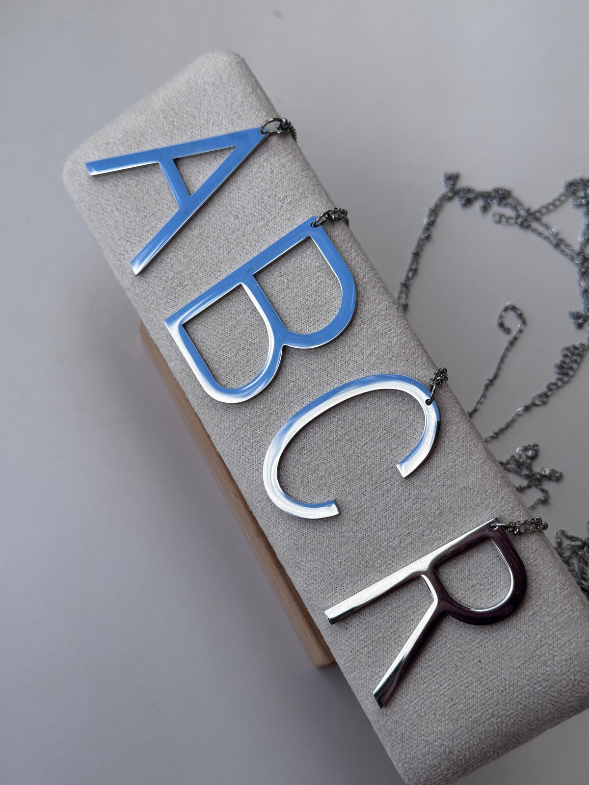 Collana maxi lunghezza lettera big Argento