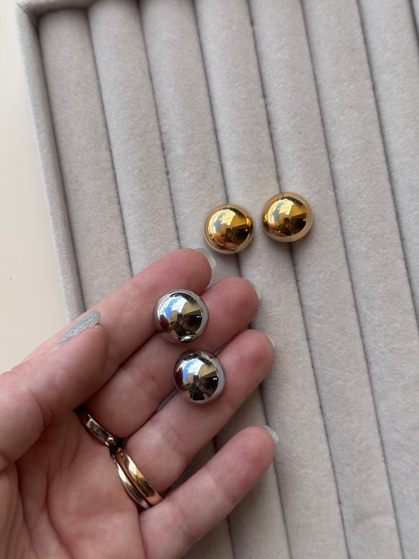 Orecchini sfere lisce