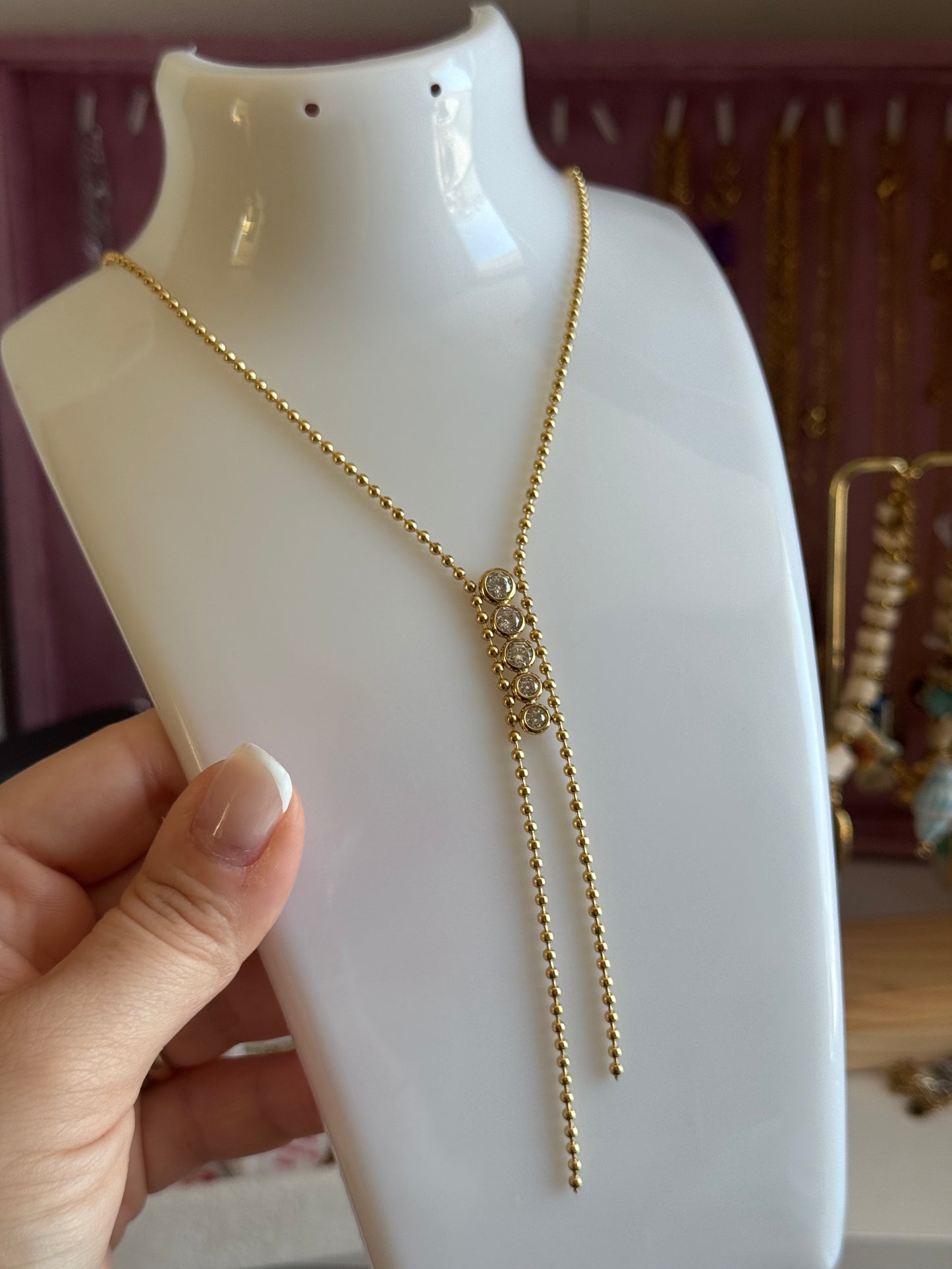 Collana preziosa cascata