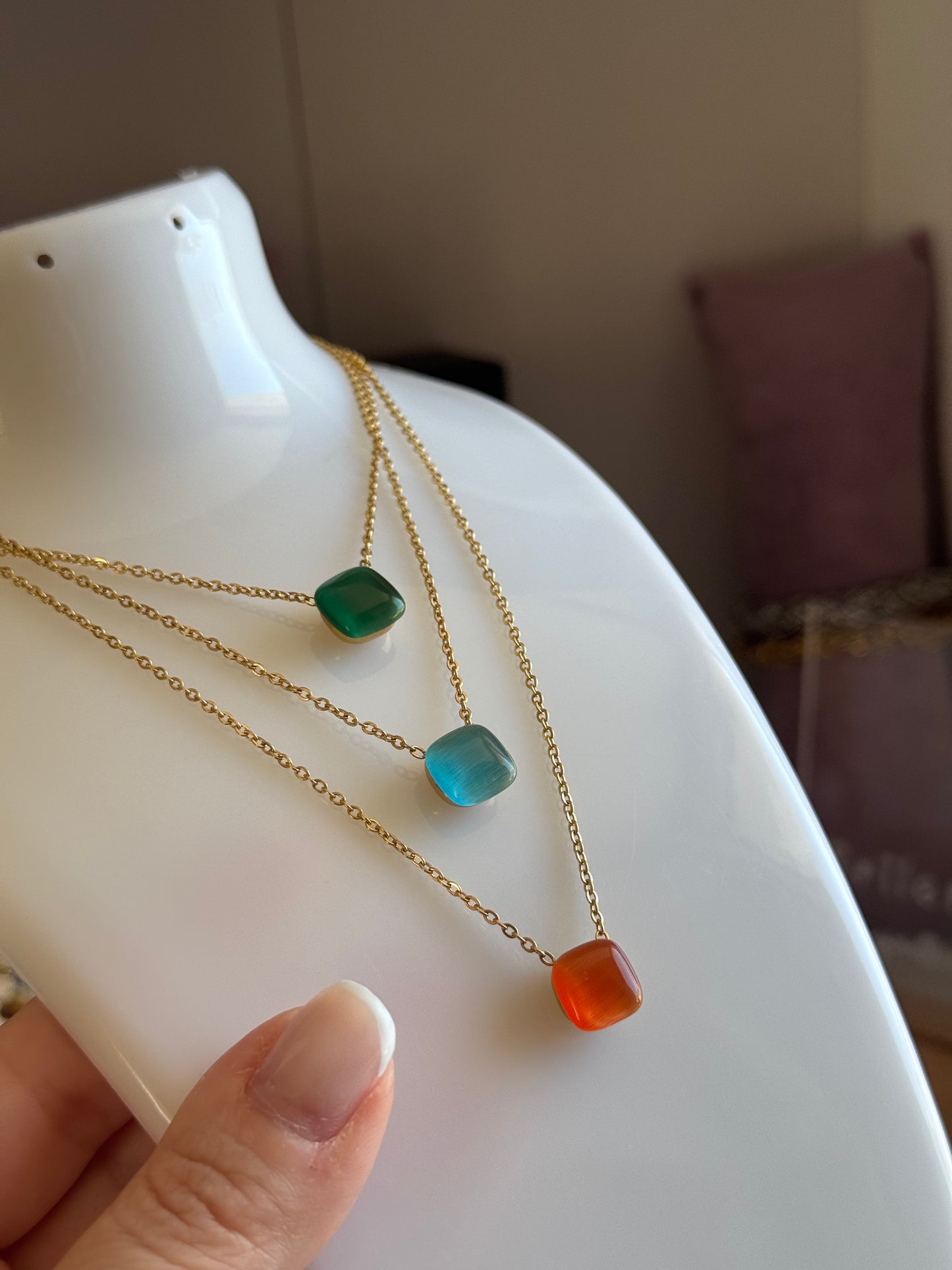 Collana quadrotto colorato